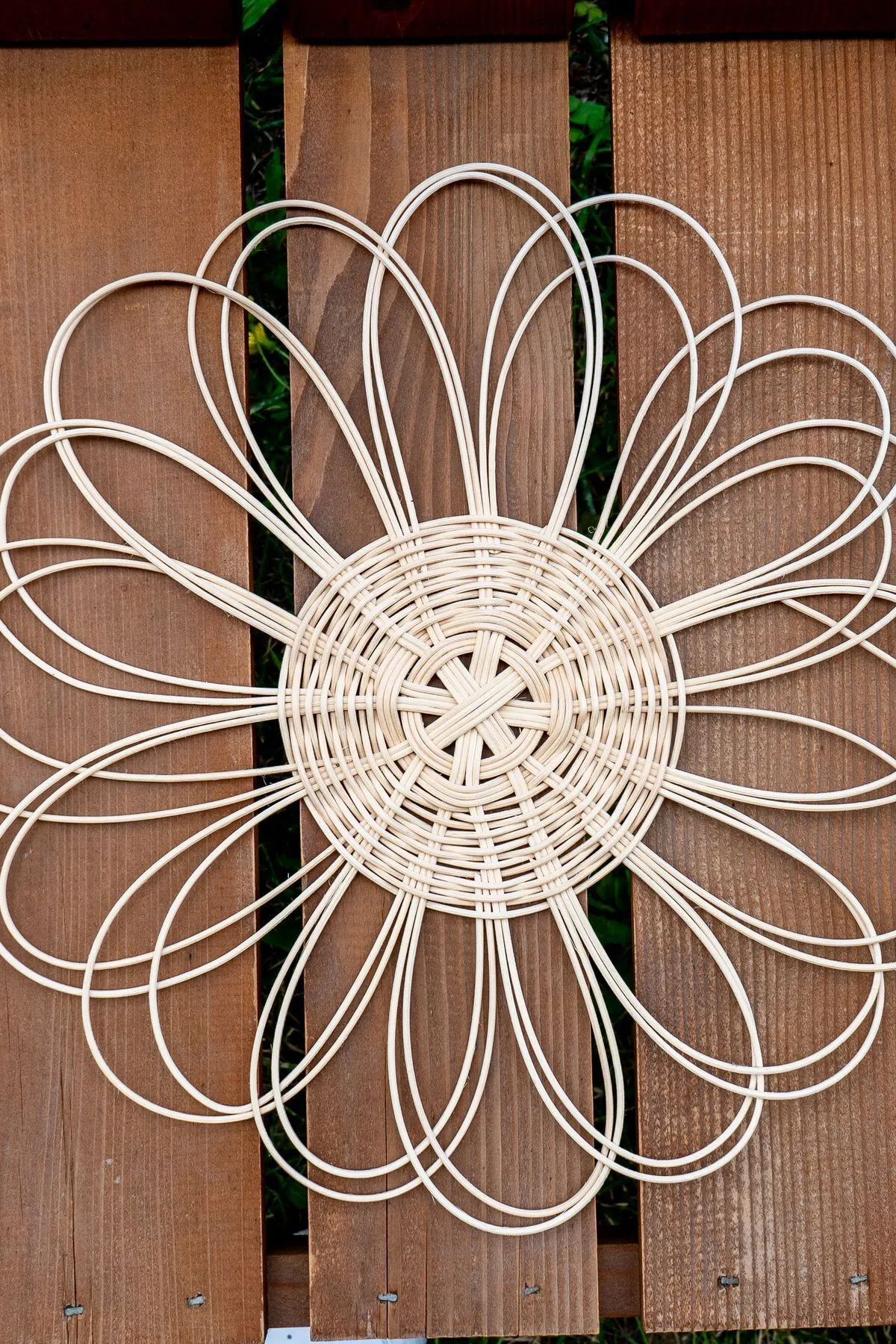 Rattan El Yapımı Duvar ve Bahçe Süsü - Görsel 3