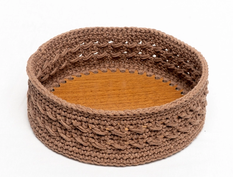 Ahşap tabanlı makrome sepet