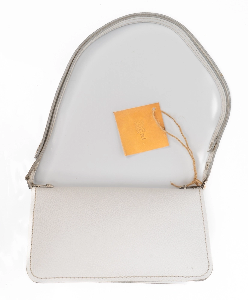 BEYAZ DOKULU HAKİKİ DERİ OMUZ ÇANTASI - Görsel 3