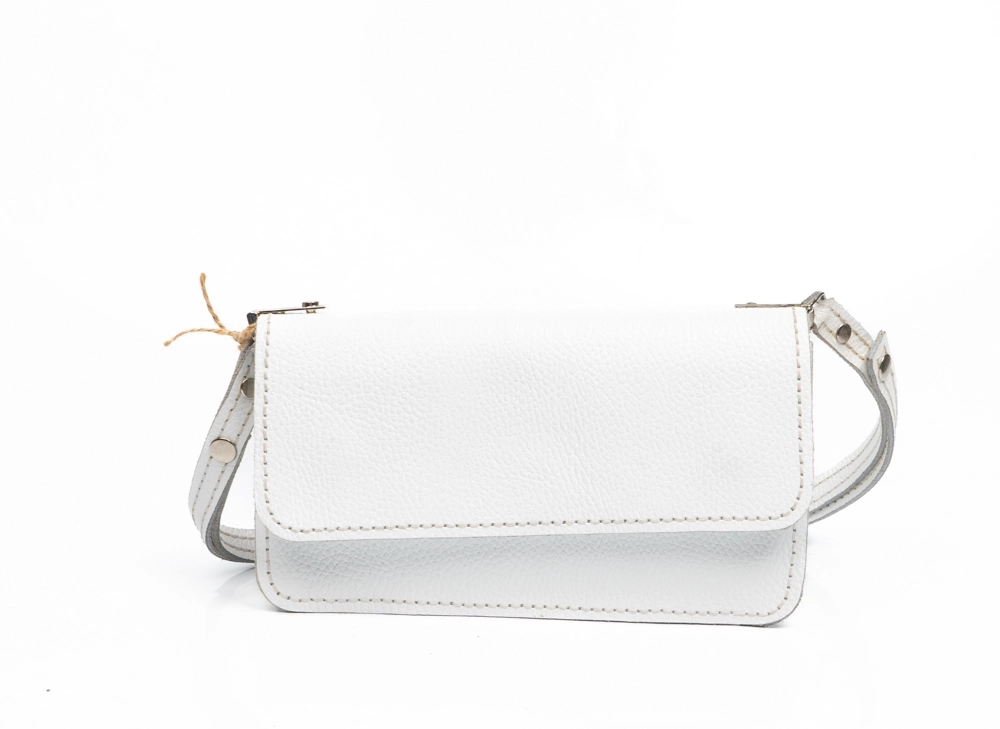 BEYAZ DOKULU HAKİKİ DERİ OMUZ ÇANTASI