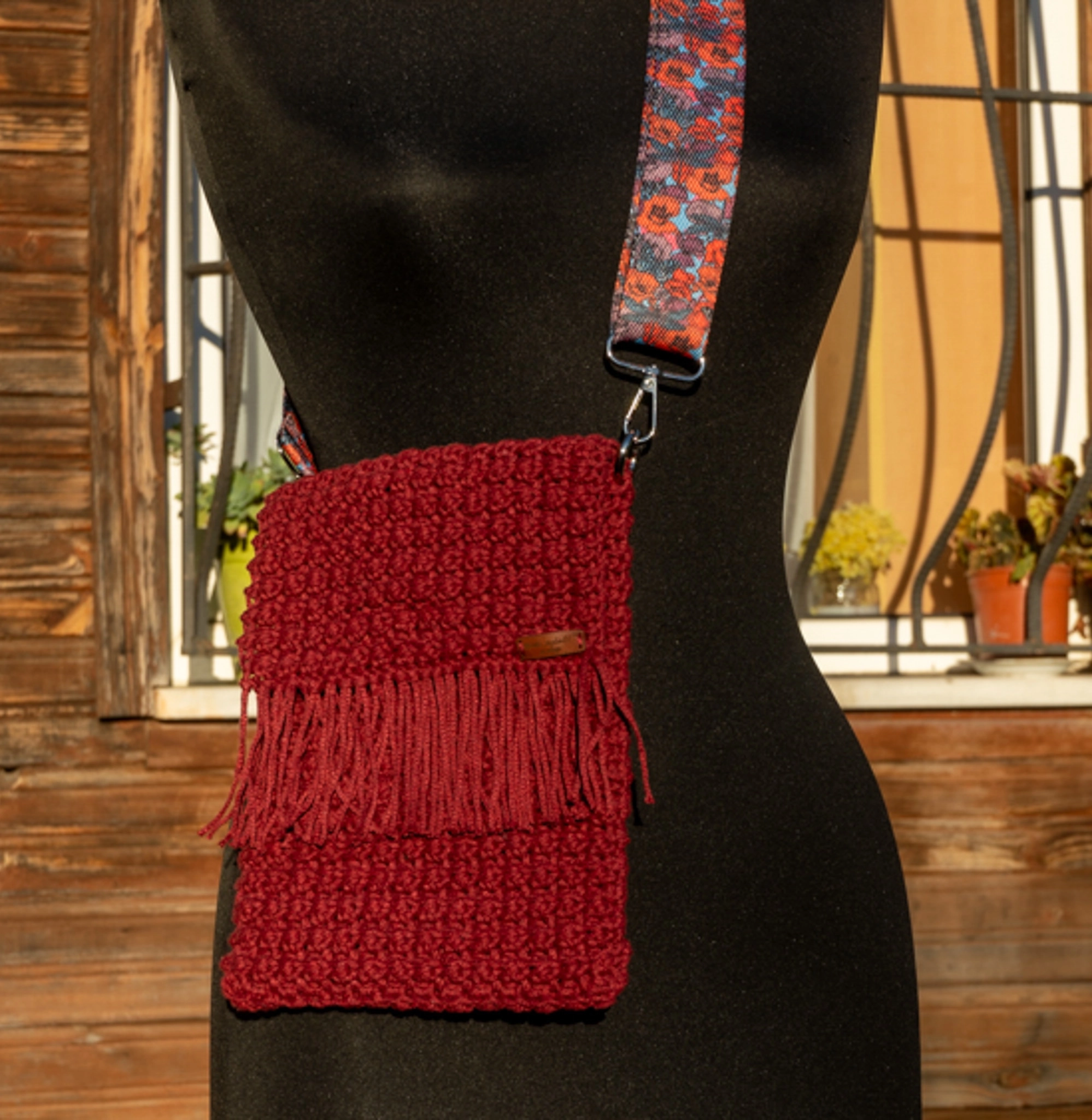 Bordo Makrome Tığ Örgü Boncuk Model Çapraz Çanta