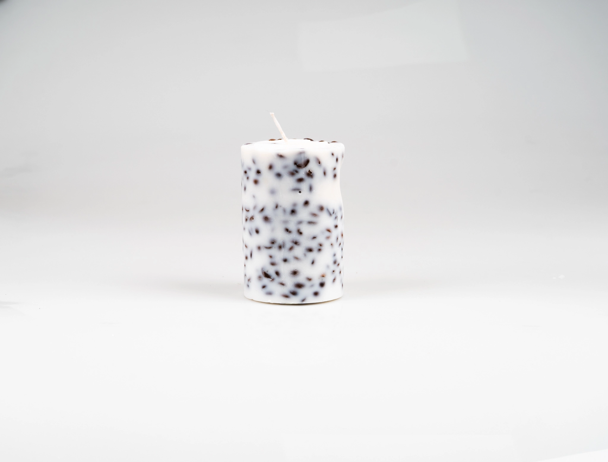 ÇEKİRDEK KAHVE TANELİ DEKORATİF SOYA MUMU (ORTA BOY)