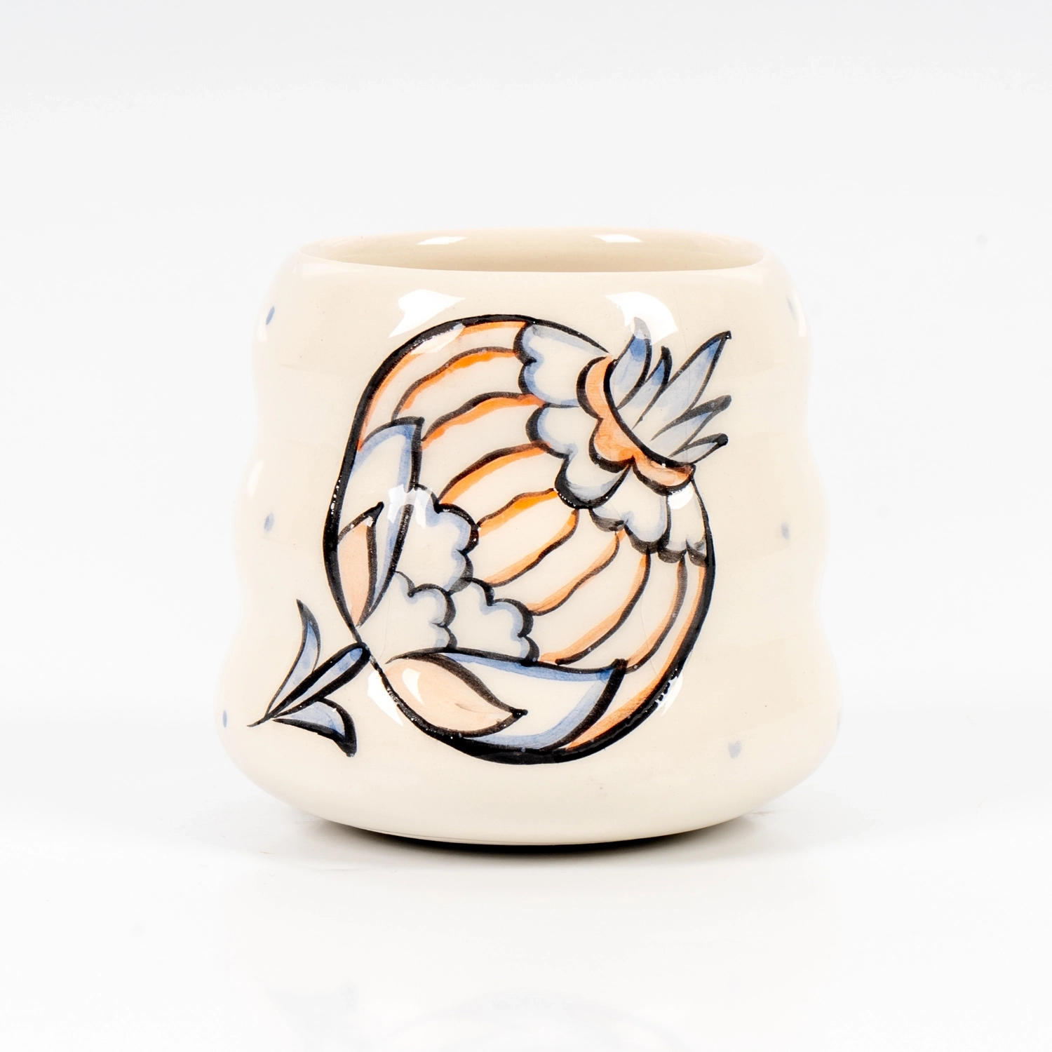 Çiçekli kulpsuz kupa