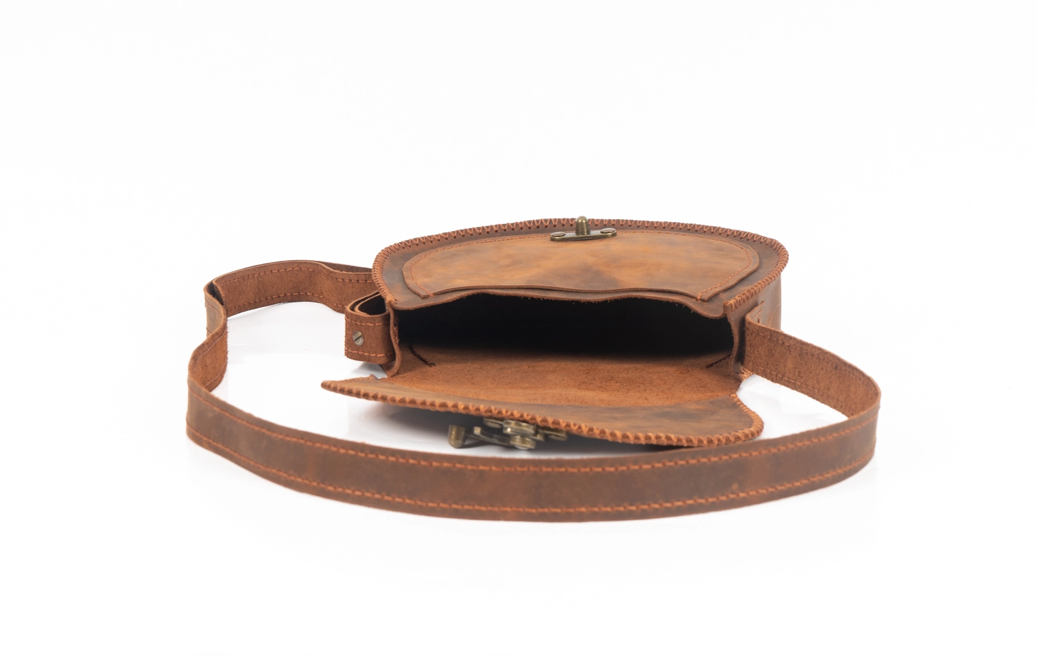 CRAZY BASKILI KOYU KAHVERENGİ HAKİKİ DERİ ÇAPRAZ ÇANTA - Görsel 2