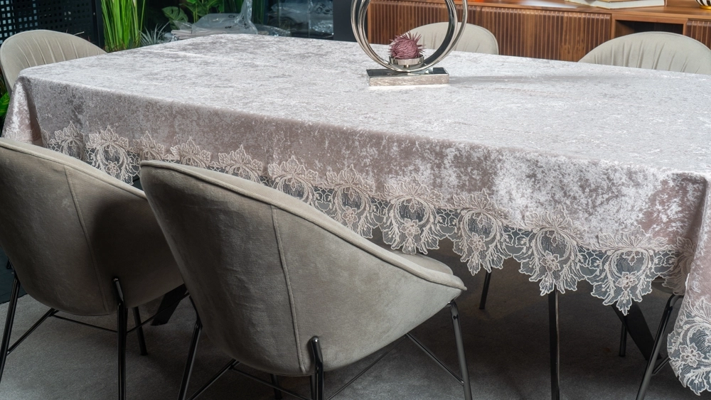Fransız Dantelli Pembe Kadife Servis Örtüsü - Görsel 5