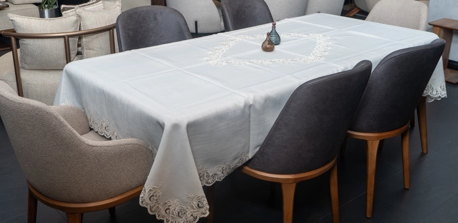 Gardenya Kumaştan Fransız Güpürlü Masa Örtüsü - Görsel 3