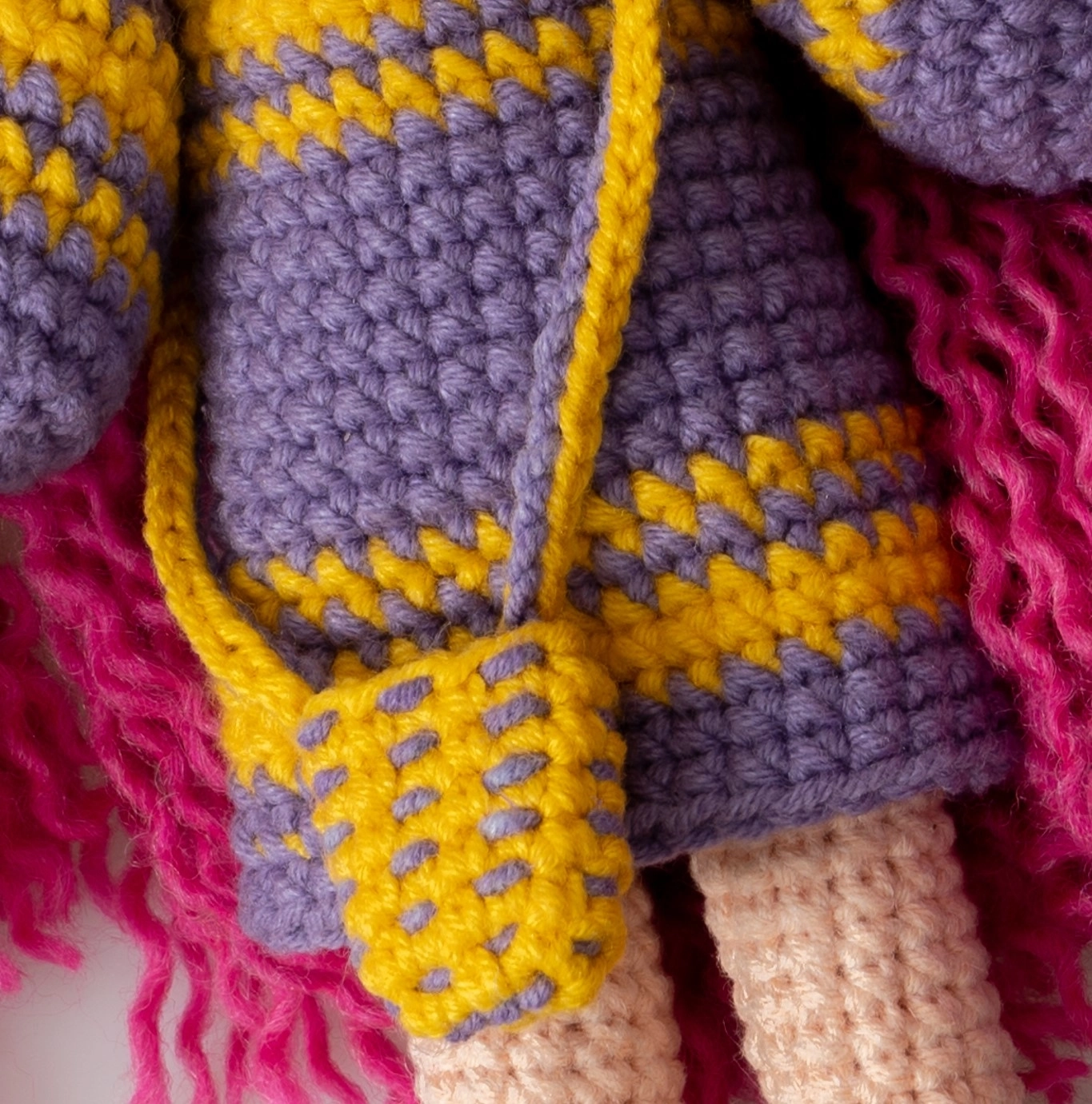 Loncadan Gökşen Bebek Amigurumi Organik Tığ Örgü Oyuncak (22 cm) - Görsel 4