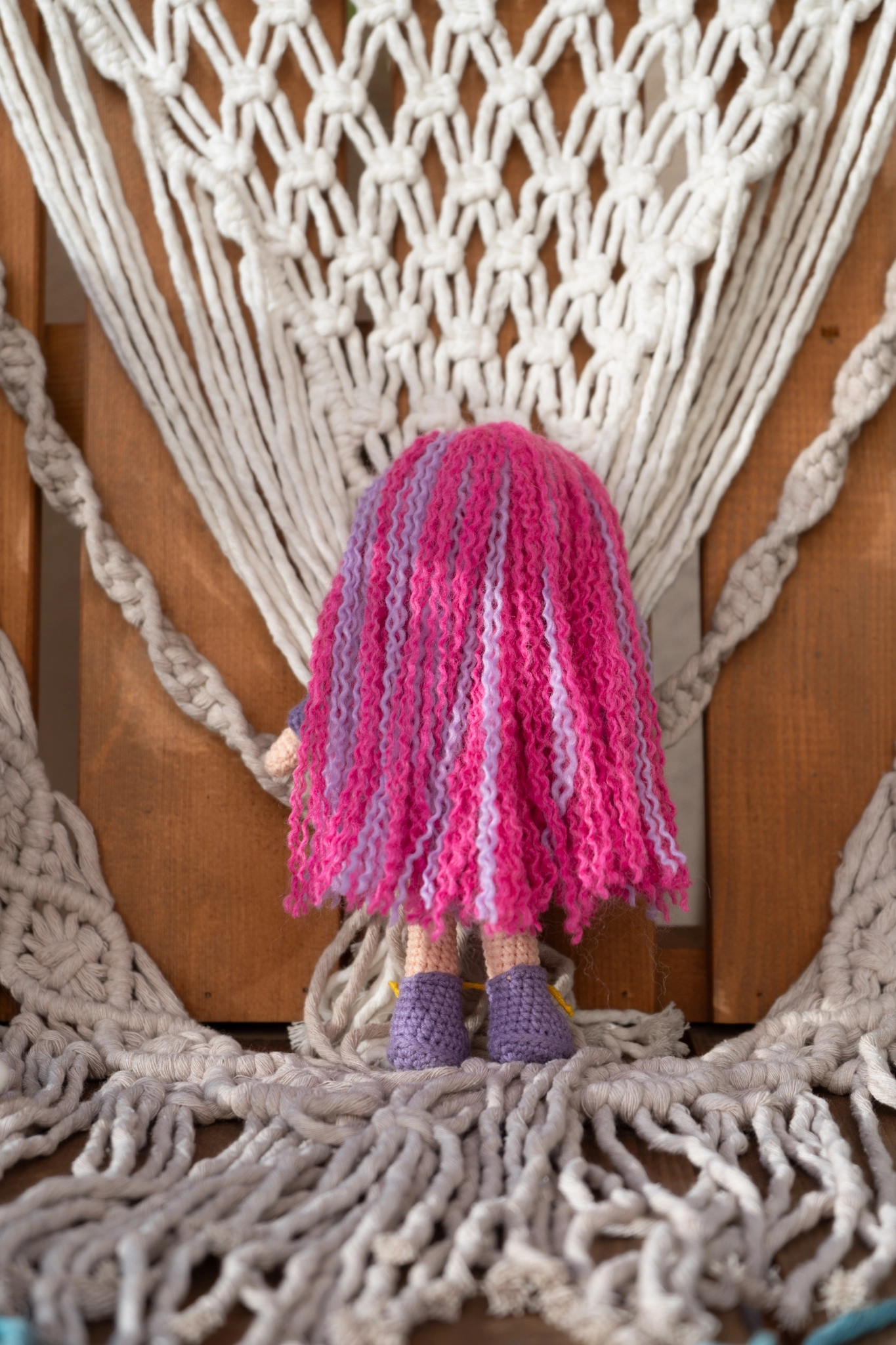 Loncadan Gökşen Bebek Amigurumi Organik Tığ Örgü Oyuncak (22 cm) - Görsel 3