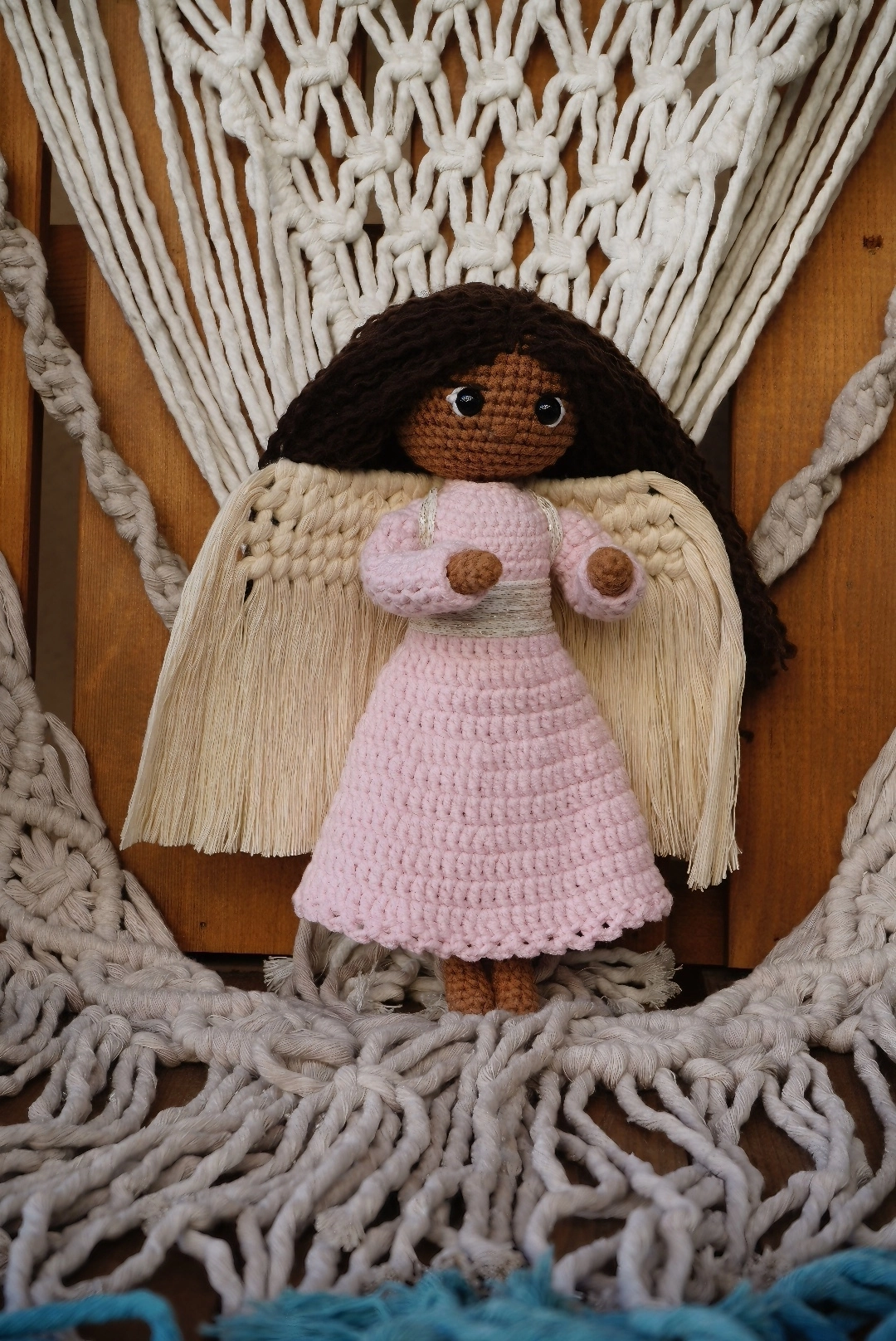 Loncadan İlayda Bebek Amigurumi Organik Tığ Örgü Oyuncak (25 cm)