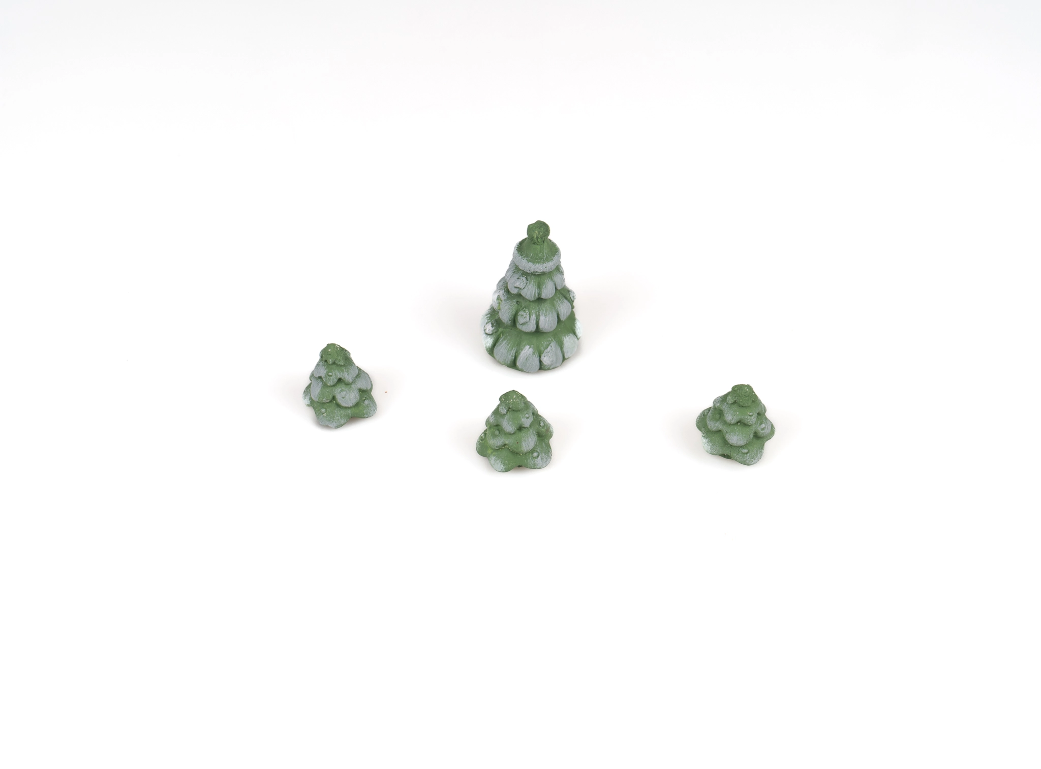 Minyatür 4 Parçadan Oluşan Dekoratif Çam Ağacı Figürü - Görsel 2