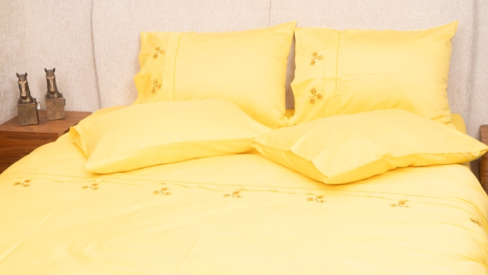 Pamuk Saten Sarı Nakışlı Çift Kişilik Nevresim Takımı - Görsel 2