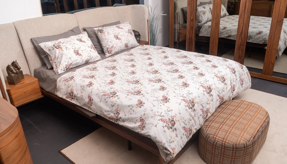 Pamuklu Çiçekli Çift Kişilik Nevresim Takımı