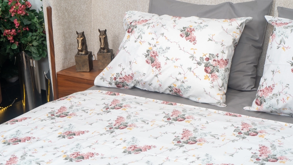 Pamuklu Çiçekli Çift Kişilik Nevresim Takımı - Görsel 4