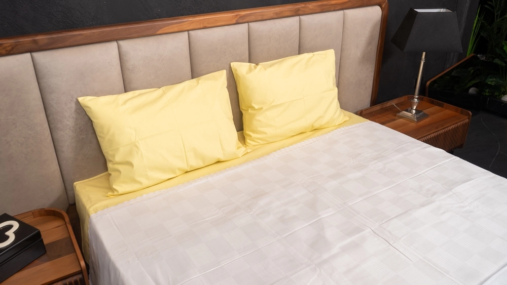 Pamuklu Çift Kişilik Fistolu Beyaz Sarı Yatak Örtüsü - Görsel 5