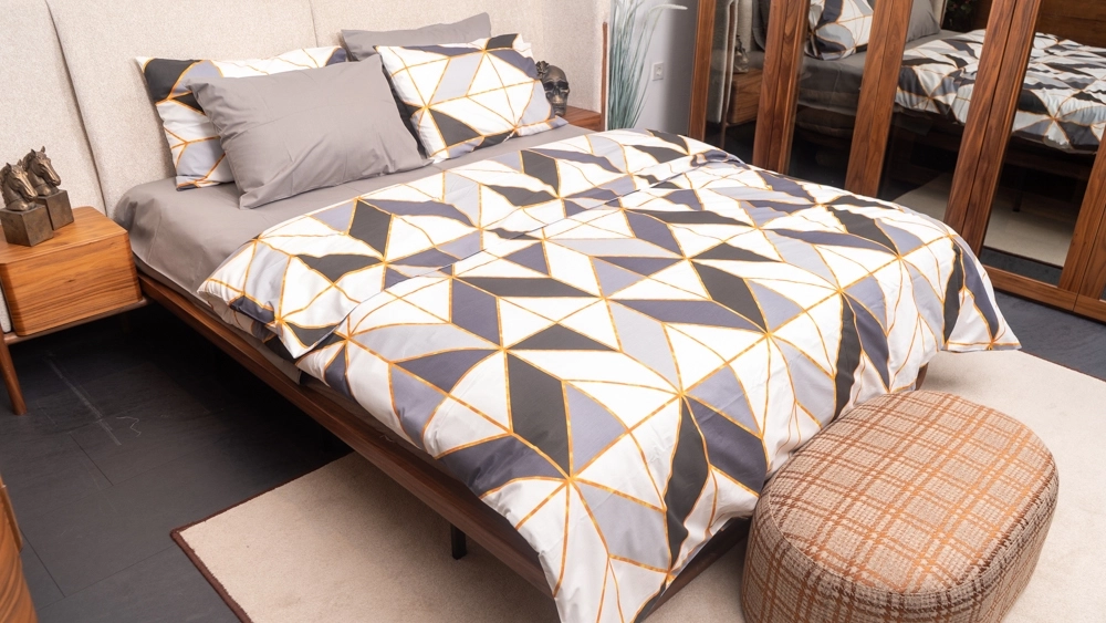 Pamuklu Çift Kişilik Gri Geometrik Desenli Nevresim Takımı