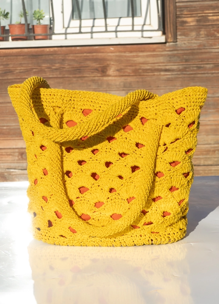Sarı makrome astarlı kol çantası