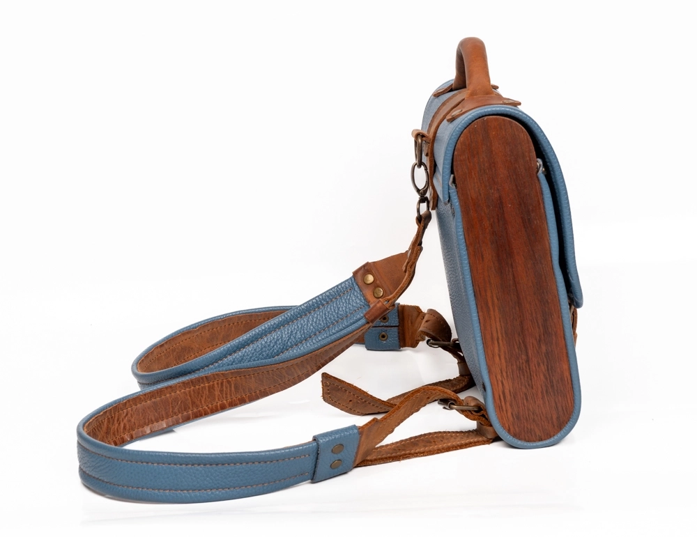 YANLARI MASİF AĞAÇTAN MAVİ-KAHVE CRAZY KARIŞIMLI SIRT ÇANTASI - Görsel 3